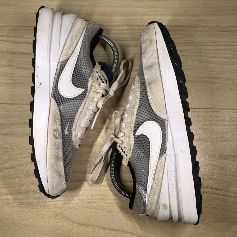Nike Waffle One Shoes Mens Size 6Y DC0481-100 Mesh Suede Running Sneakers - Picture 2 of 8